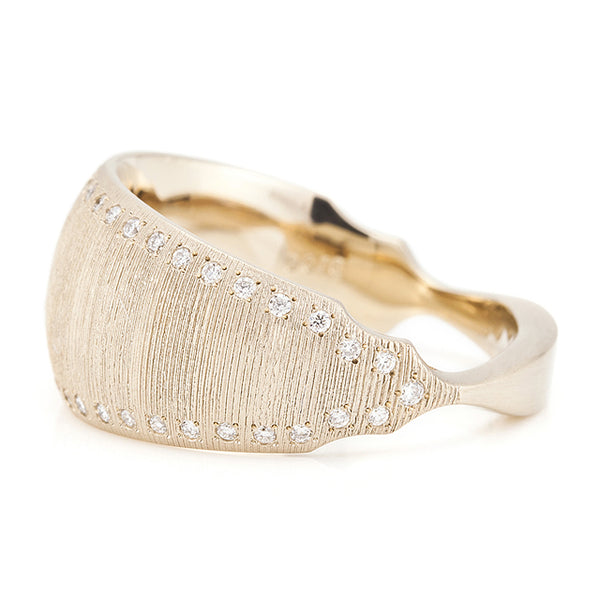 1243A “silk” Diamond Ring – AbHeri オンラインショップ