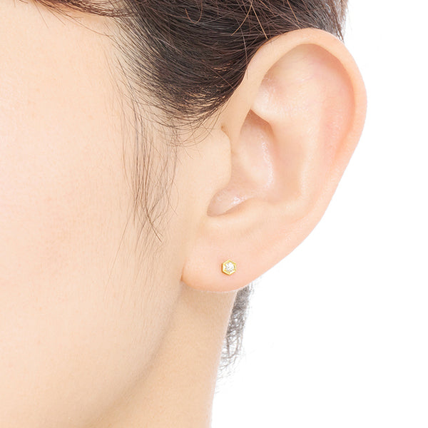 【極美品】アベリ AbHeri 桜 プラチナ ダイヤモンドピアス 1252A プラチナ950「桜」ピアス – 宝石修飾工房波多ゑ