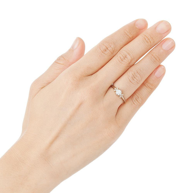 “minori”<br>Graded Diamond Ring<br>ダイヤモンドリング<br>（858ARO3）