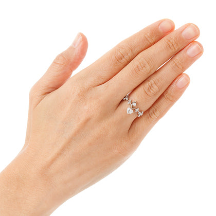 “Amour”<br>Graded Diamond Ring<br>ダイヤモンドリング<br>（616AHE3）