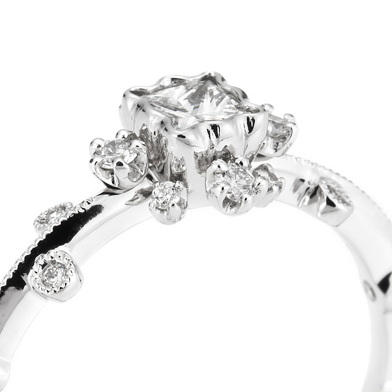 “snow crystal”<br>Graded Diamond Ring<br>ダイヤモンドリング<br>（850APR2）