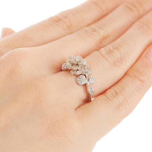 “Under the Rose”<br>Diamond-Ring<br>ダイヤモンドリング <br>（1209A）