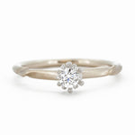 “Eternal Rose”<br>Diamond Ring<br>ダイヤモンドリング<br>（730D）