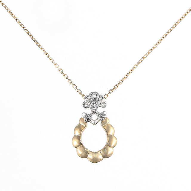 “Horseshoe”<br>Diamond Necklace<br>ダイヤモンドネックレス<br>（1472A）