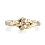 “Knot”<br>Ring, Medium<br>リング M<br>（1464A）