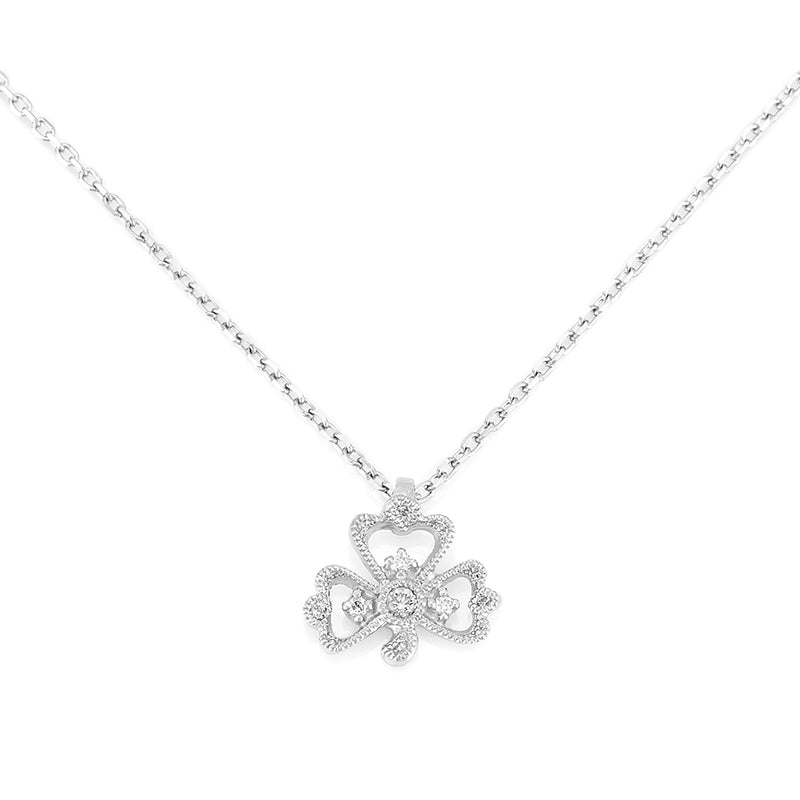 “Trois Feuilles”<br>Diamond Necklace<br>ダイヤモンドネックレス<br>（1046A）