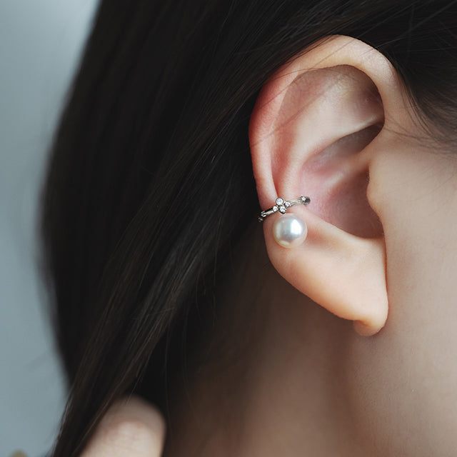 Akoya Pearl Ear Cuff<br>アコヤパールイヤーカフ<br>（1504B）