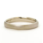 “SIRUSI”<br>Ring, Medium<br>リング M<br>（729A）