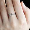 “Arabesque”<br>Diamond Chain-Ring<br>ダイヤモンドチェーンリング<br>（1477A）