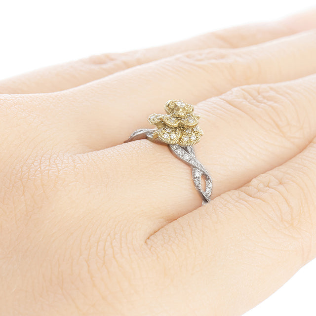 “Under the Rose”<br>Diamond Ring<br>ダイヤモンドリング <br>（1210A）