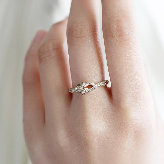 1465A “Knot” Diamond ring – AbHeri オンラインショップ