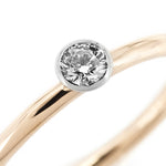 “Circle”<br>Diamond Ring<br>ダイヤモンドリング<br>（704A）