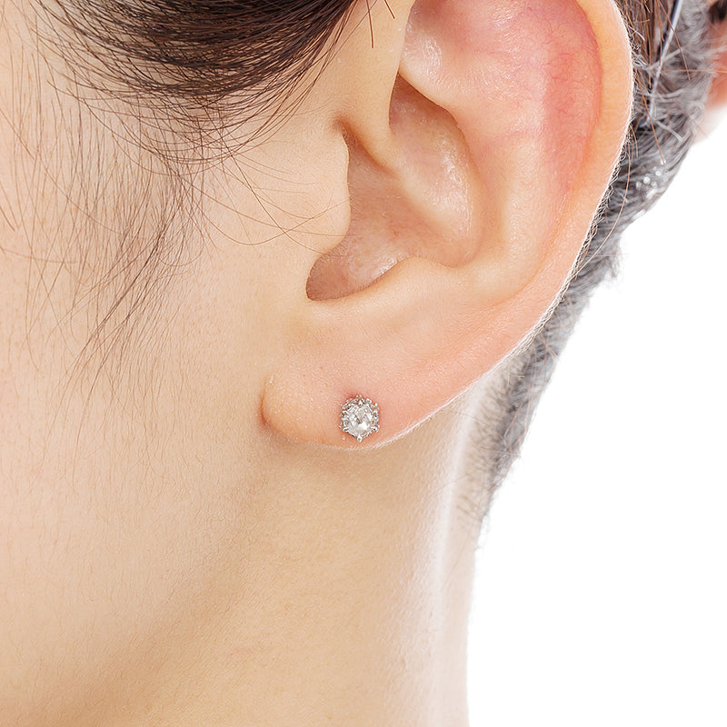 “calyx”<br>Diamond Earrings<br>ダイヤモンドピアス<br>（988A）