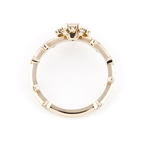 “snow crystal”<br>Diamond Ring<br>ダイヤモンドリング<br>（850B）