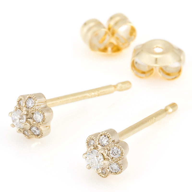 “fleurs”<br>Diamond Earrings<br>ダイヤモンドピアス<br>（1333A）