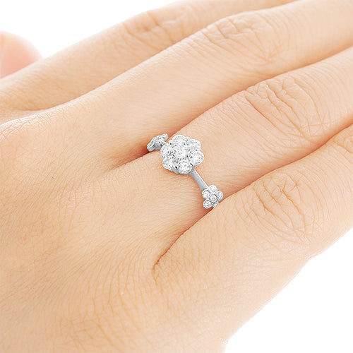 “Garland”<br>Diamond Ring<br>ダイヤモンドリング<br> （159B）