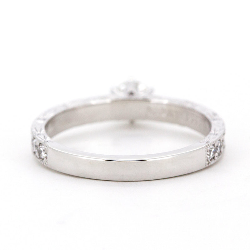 “ADAMANT”<br>Grading Diamond Ring<br>グレード付きダイヤモンドリング<br>（856ARO2）